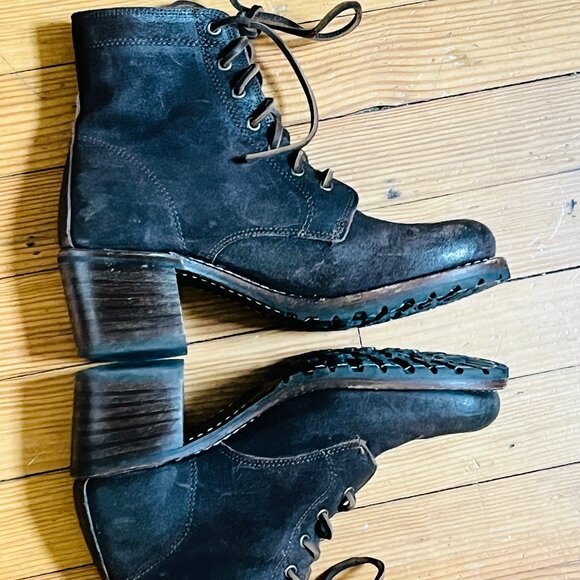 Frye Sabrina 6G Dark Brown Lace Up Combat Boots 9 - Picture 1 of 8